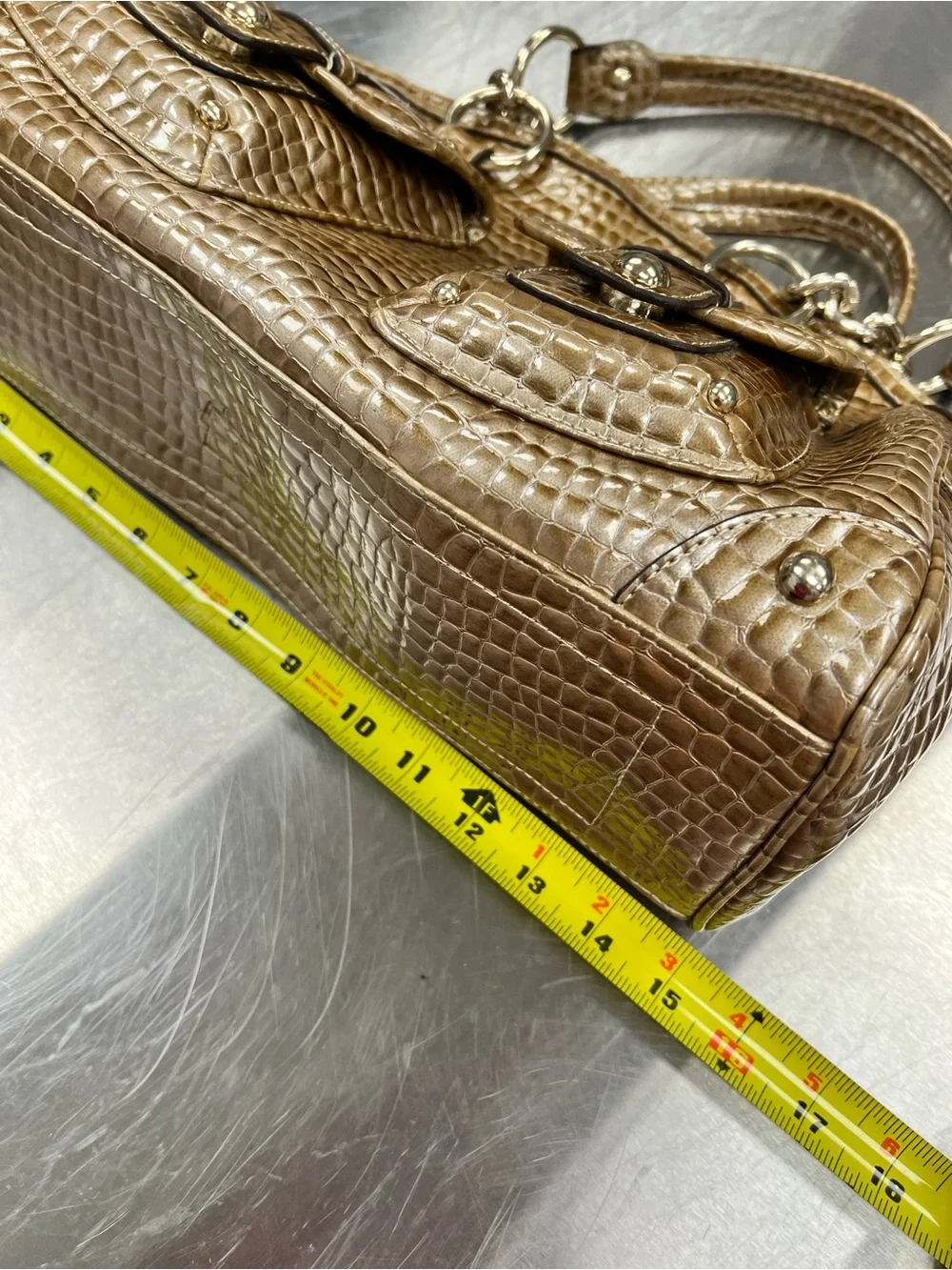 Kathy Van Zeeland Y2K Gold Croc-Embossed Chain Handle Shoulder Bag